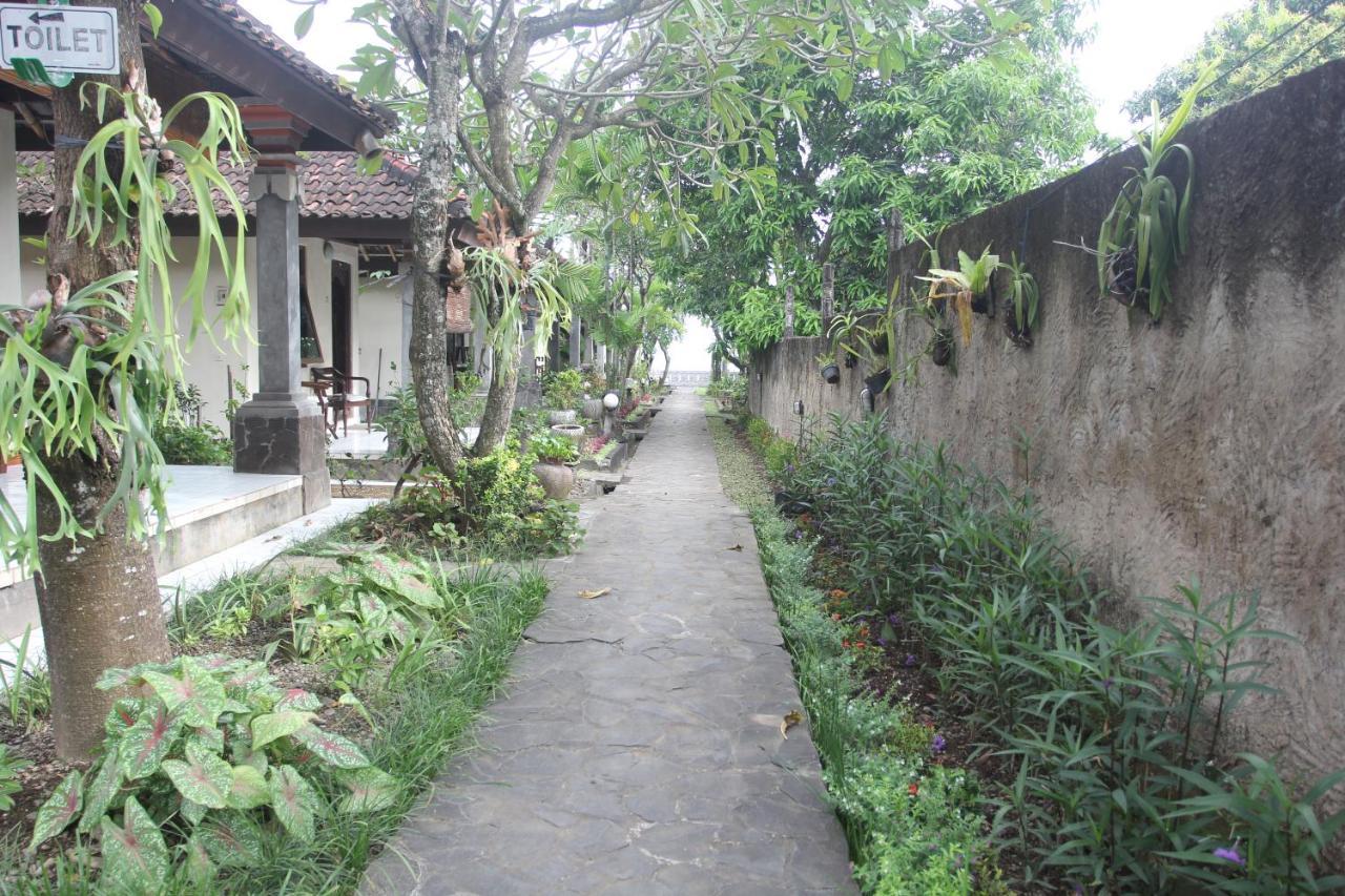 Temple Cafe & Cottages Candidasa Екстериор снимка