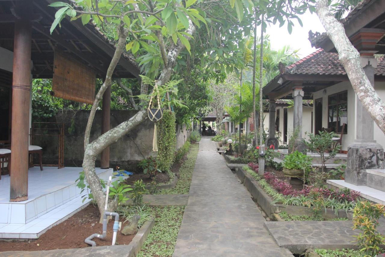 Temple Cafe & Cottages Candidasa Екстериор снимка