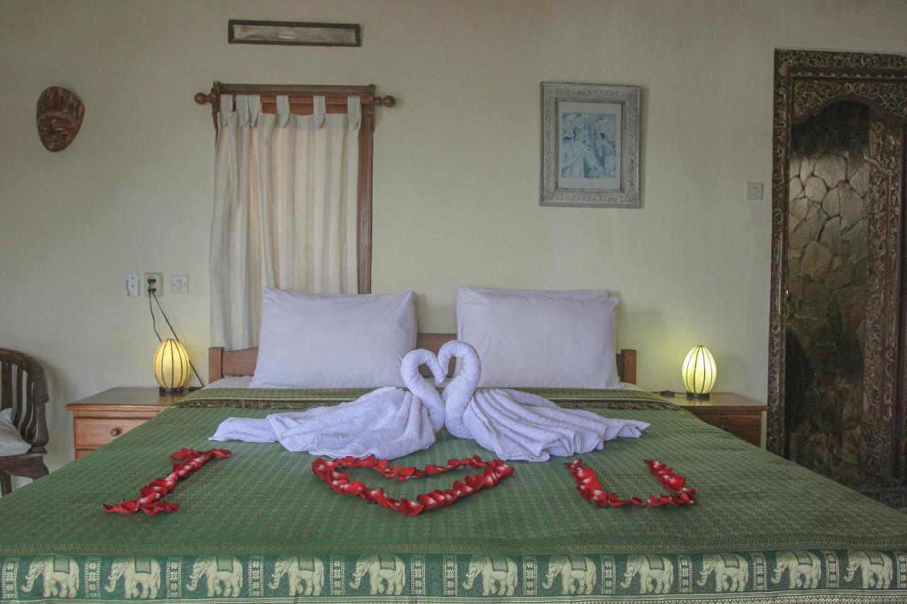 Temple Cafe & Cottages Candidasa Екстериор снимка