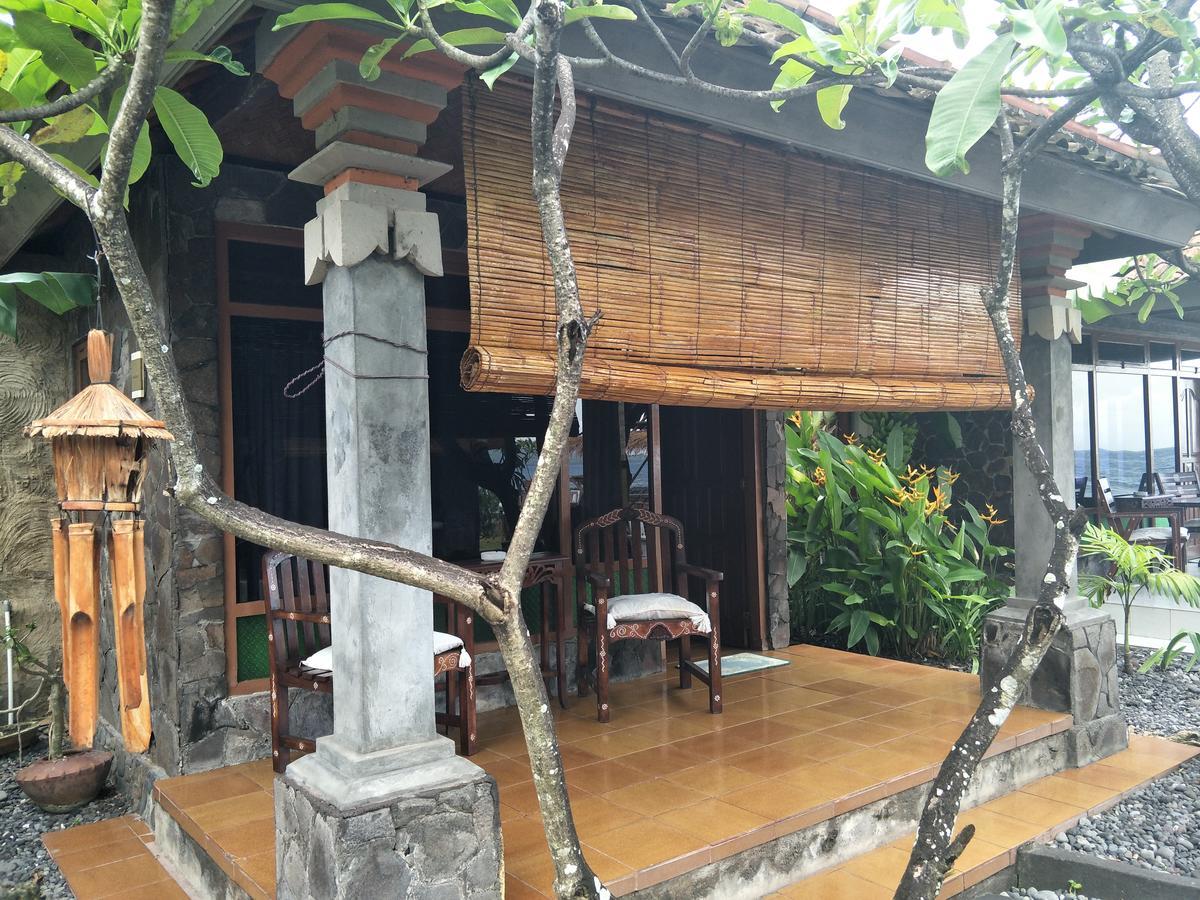 Temple Cafe & Cottages Candidasa Екстериор снимка
