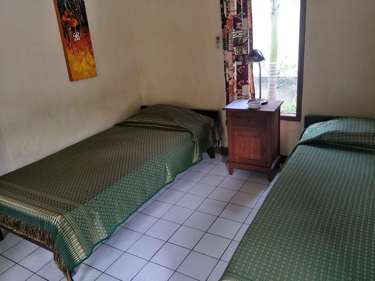 Temple Cafe & Cottages Candidasa Екстериор снимка