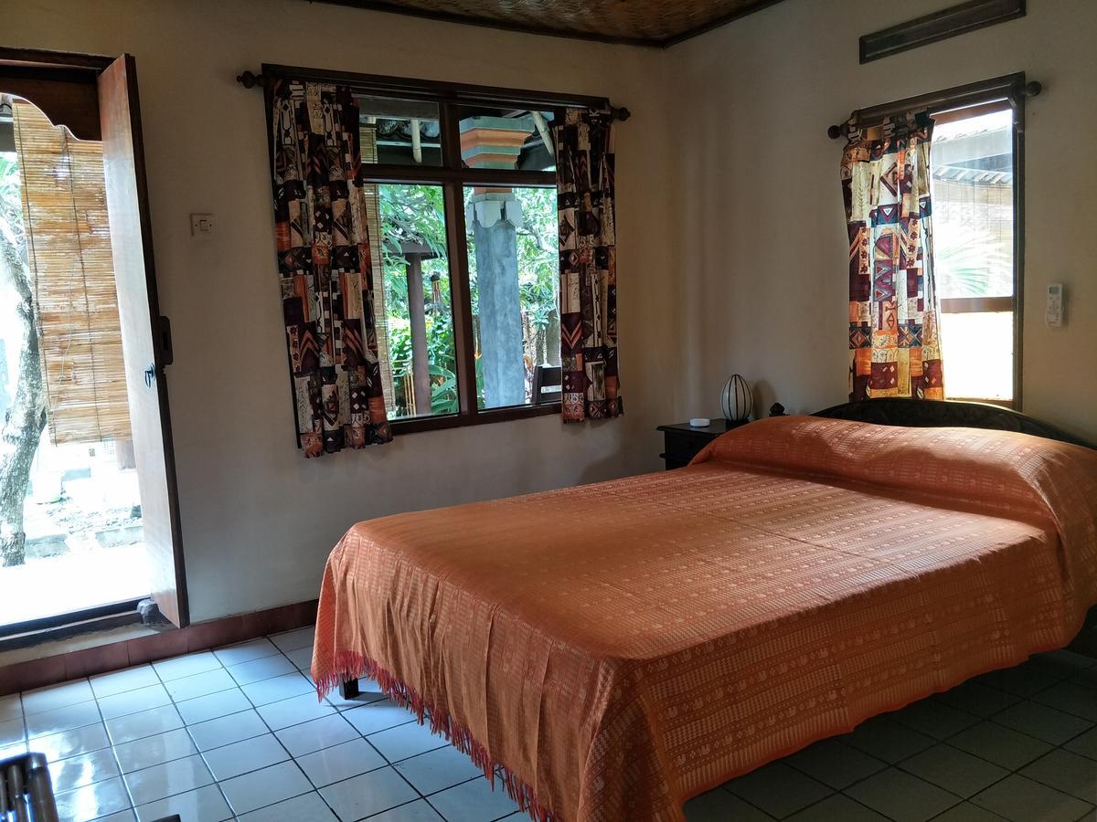 Temple Cafe & Cottages Candidasa Екстериор снимка